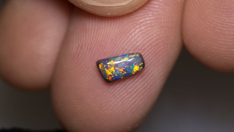 0.52 ct black opal 7x4x3mm - Image 3