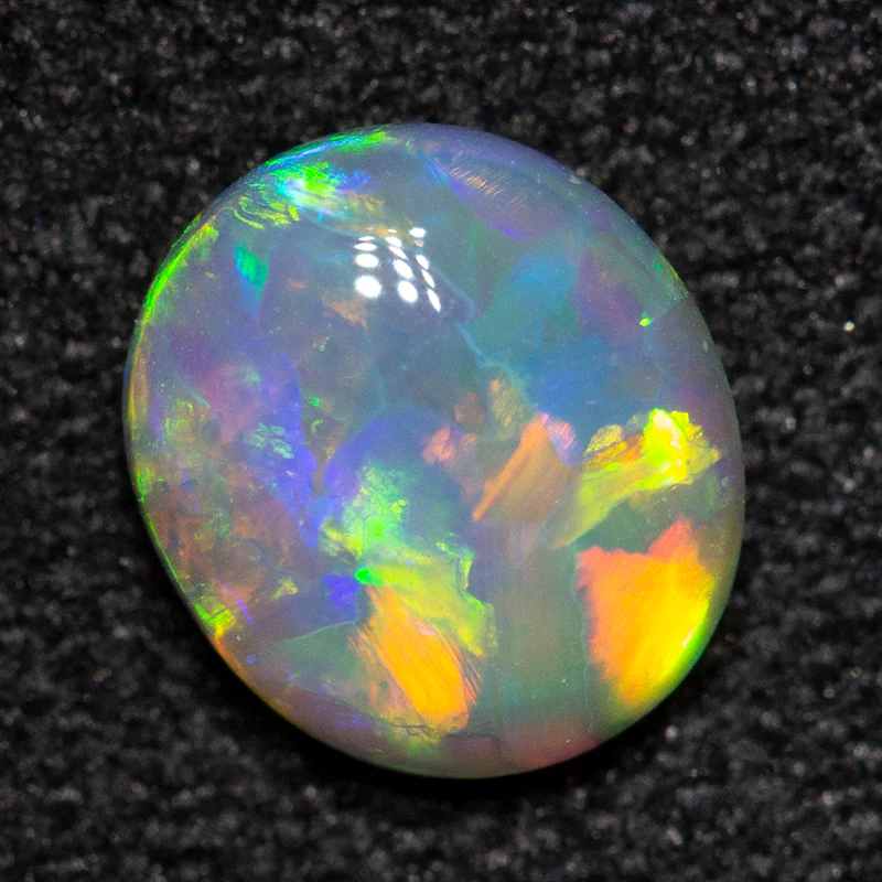 0.52 ct crystal opal 6x5x2mm - Image 2
