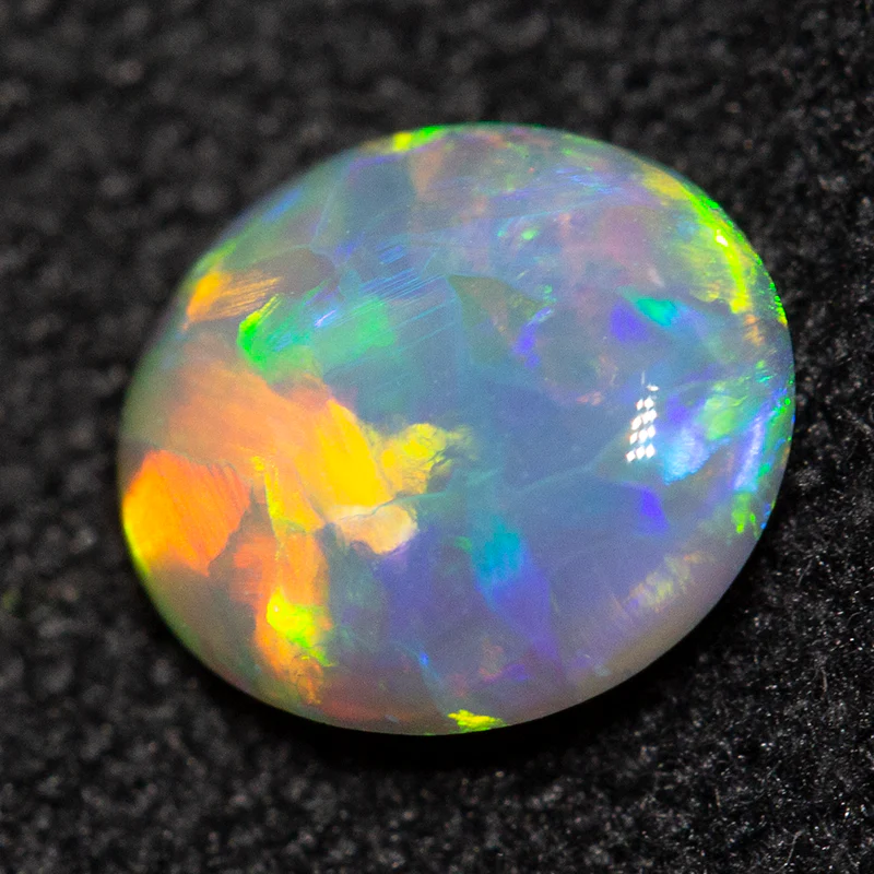 0.52 ct crystal opal 6x5x2mm - Image 3