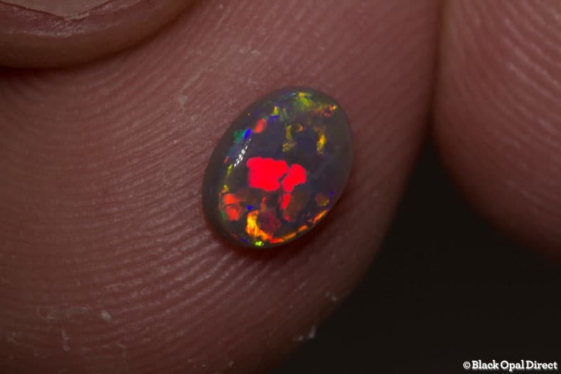 0.52 ct semi black opal 7x5x2mm - Image 2