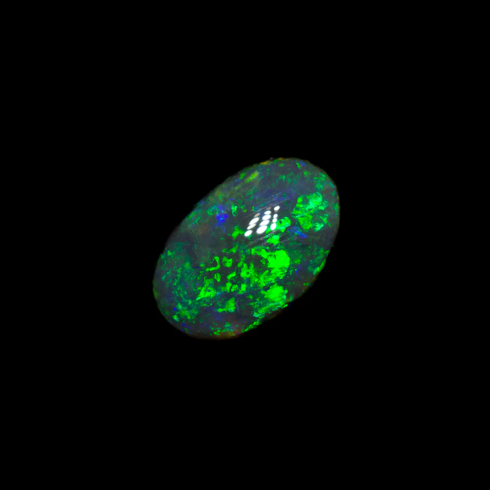 0.53 ct black opal 7.2x4.7x2.5mm - Image 2