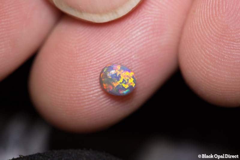 0.53 ct semi black opal 5x4.5x3mm - Image 4