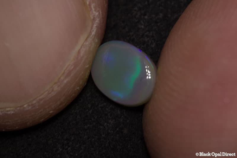 0.54 ct semi black opal 7x5x2mm - Image 4