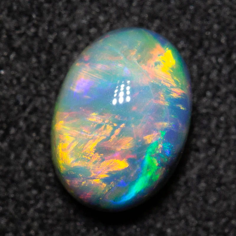0.55 ct dark opal 6.2x4.4x3.1mm - Image 2
