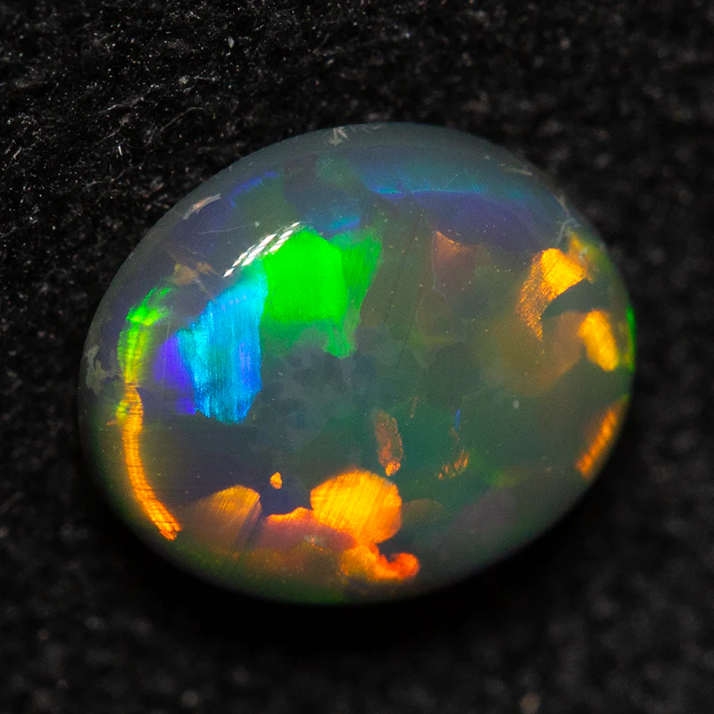 0.55 ct dark opal 6x5x2mm - Image 2