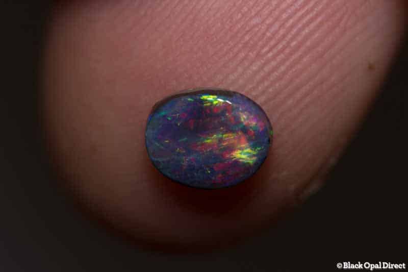 0.56 ct black opal 6.5x5x2mm - Image 3