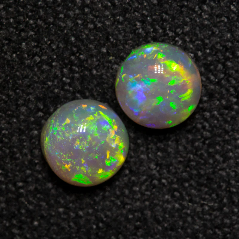0.56 ct crystal opal pair 4.1x4.1x2.5mm - Image 2