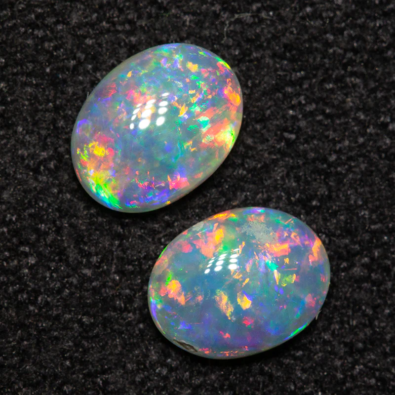 0.56 ct crystal opal pair 5.3x4.2x1.9mm - Image 4