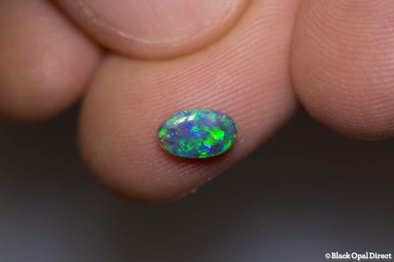 0.56 ct dark opal 7.5x4.5x2mm - Image 2