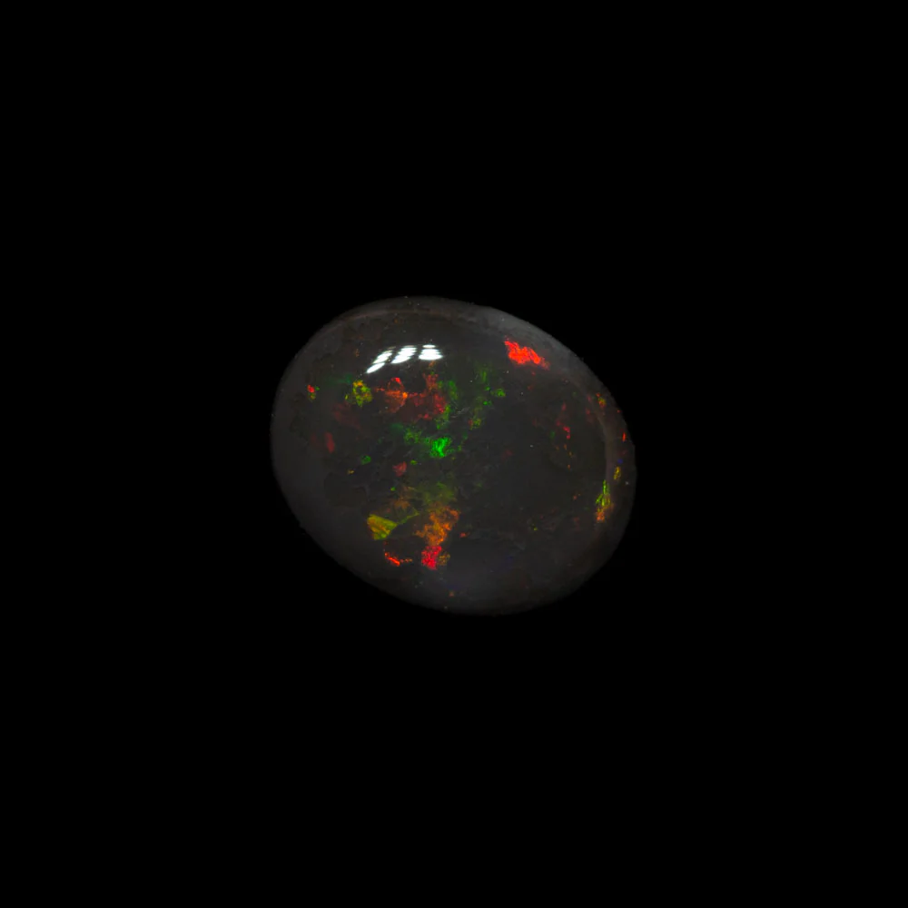 0.56 ct double-sided black opal 6.4x5.2x2.3mm - Image 4