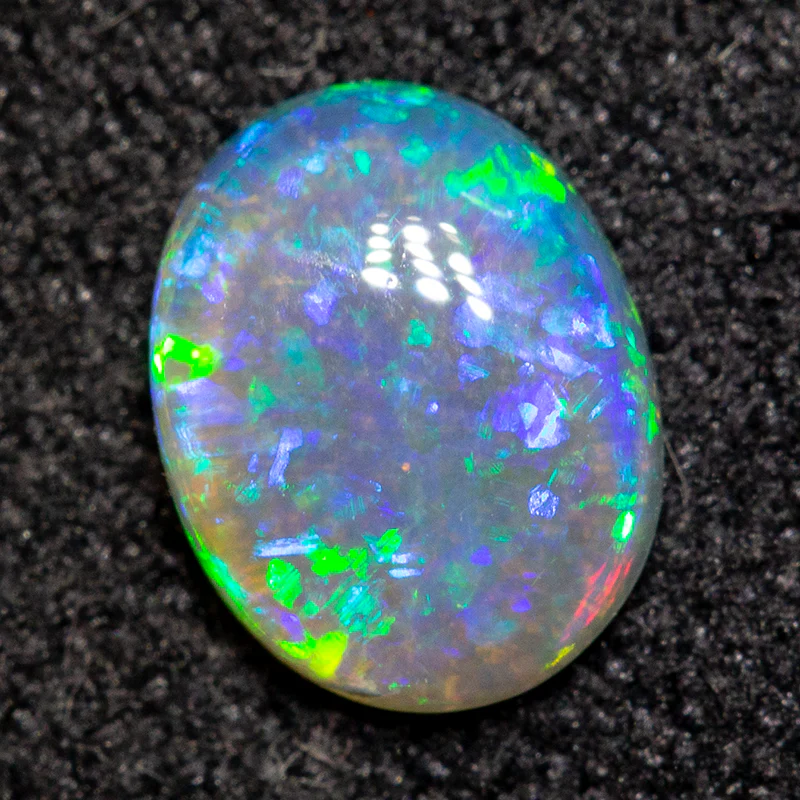 0.57 ct crystal opal 6.9x5.3x2.3mm - Image 2