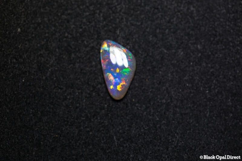 0.59 ct black opal 9x5x2mm - Image 2