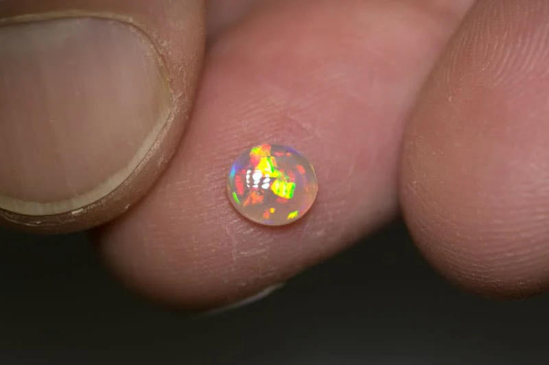 0.59 ct gem crystal opal 6x5x2.5mm - Image 3