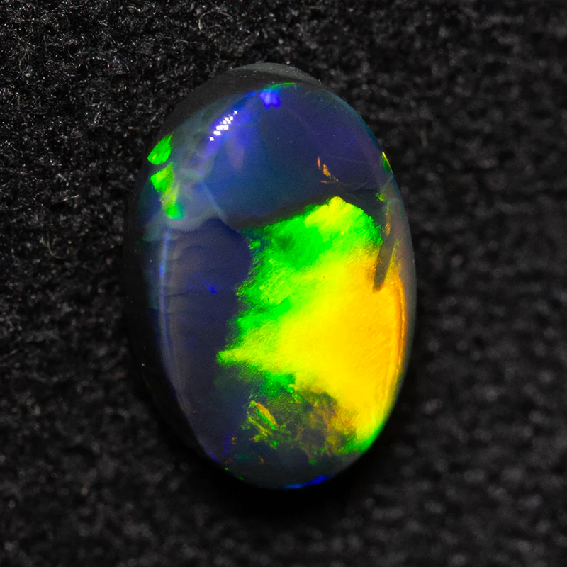 0.60 ct black opal 7.1x4.6x2.5mm - Image 3