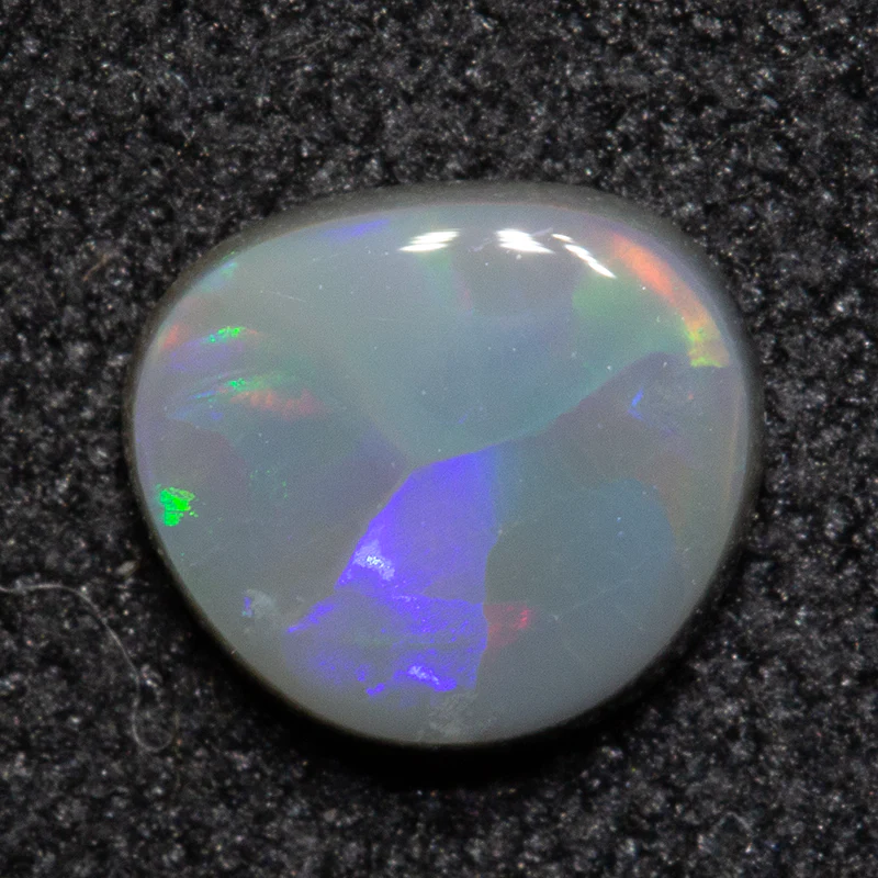 0.60 ct dark opal 6.4x5.8x2.2mm - Image 3
