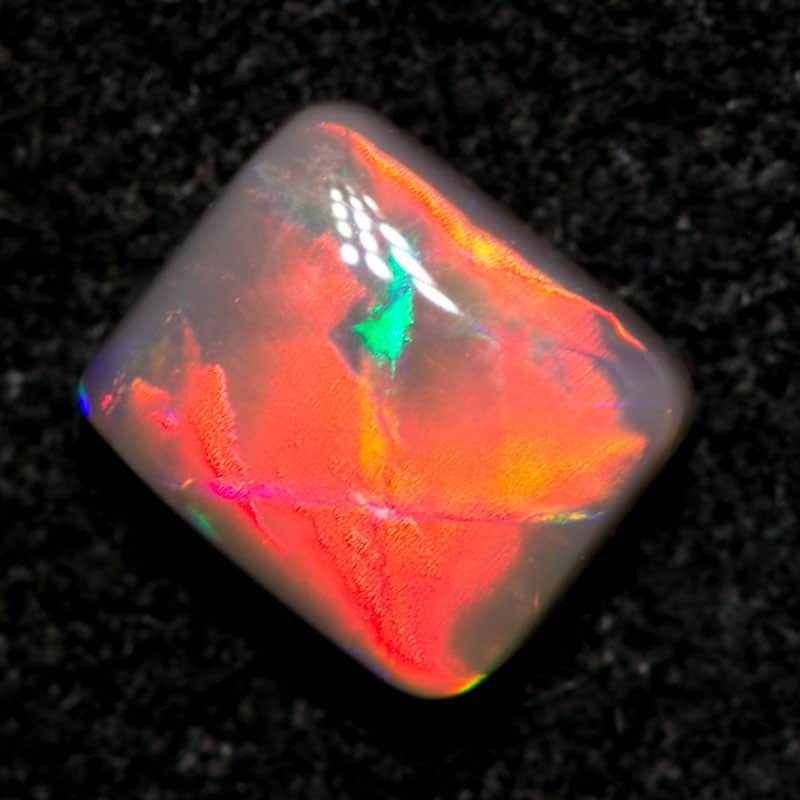0.60 ct dark opal pillow cut 6x5x2.5mm - Image 2