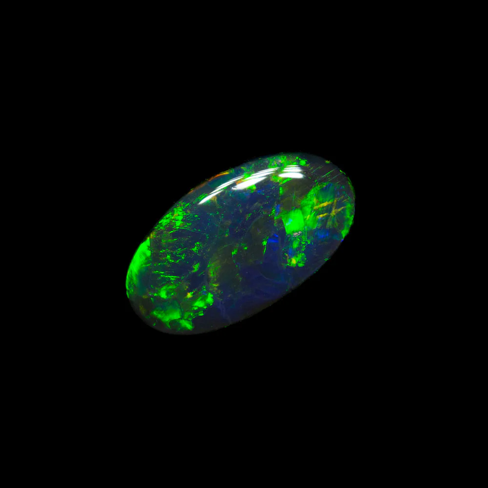 0.61 ct black opal 8x4.5x2.3mm - Image 2