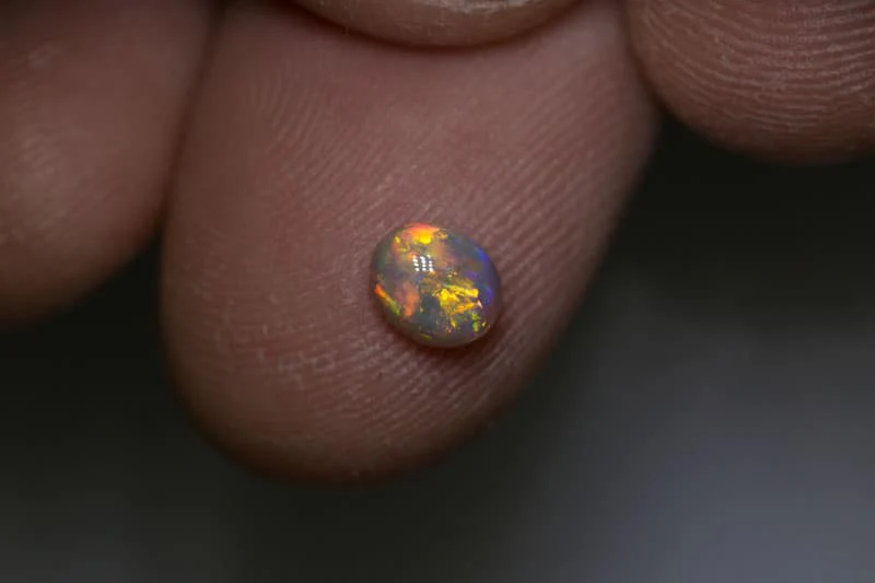 0.61 ct crystal opal 5.5x4.5x3.5mm - Image 3