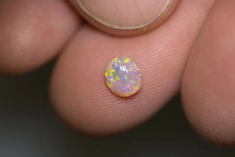 0.61 ct crystal opal 6x5.5x2mm - Image 3