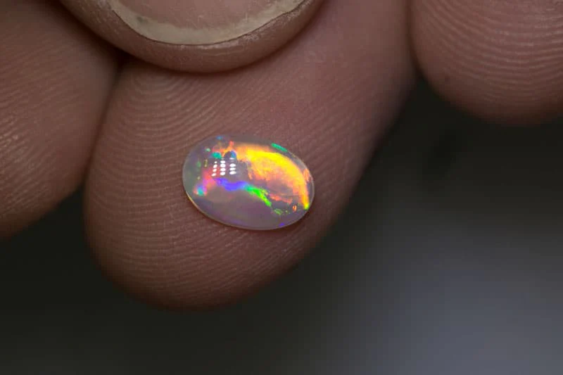 0.61 ct crystal opal 9x6x1.5mm - Image 3