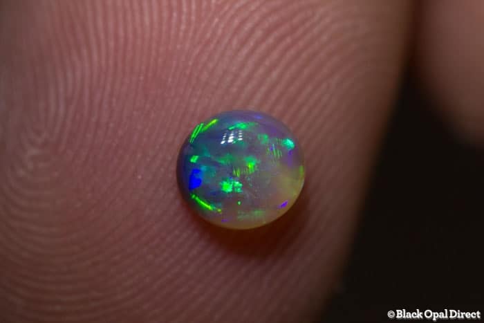 0.62 ct crystal opal 6x5.5x3mm - Image 3