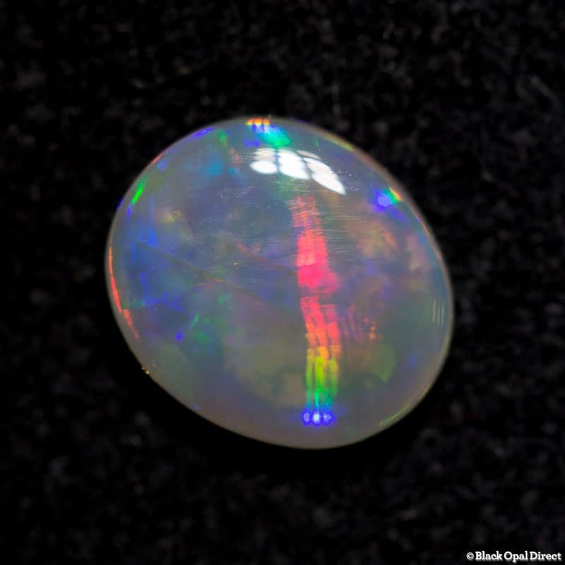 0.62 ct crystal opal cats eye pattern 7x6x2mm - Image 2