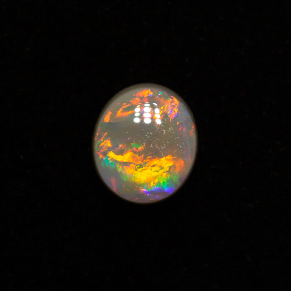 0.62 ct dark opal 5.9x5.1x3mm - Image 2