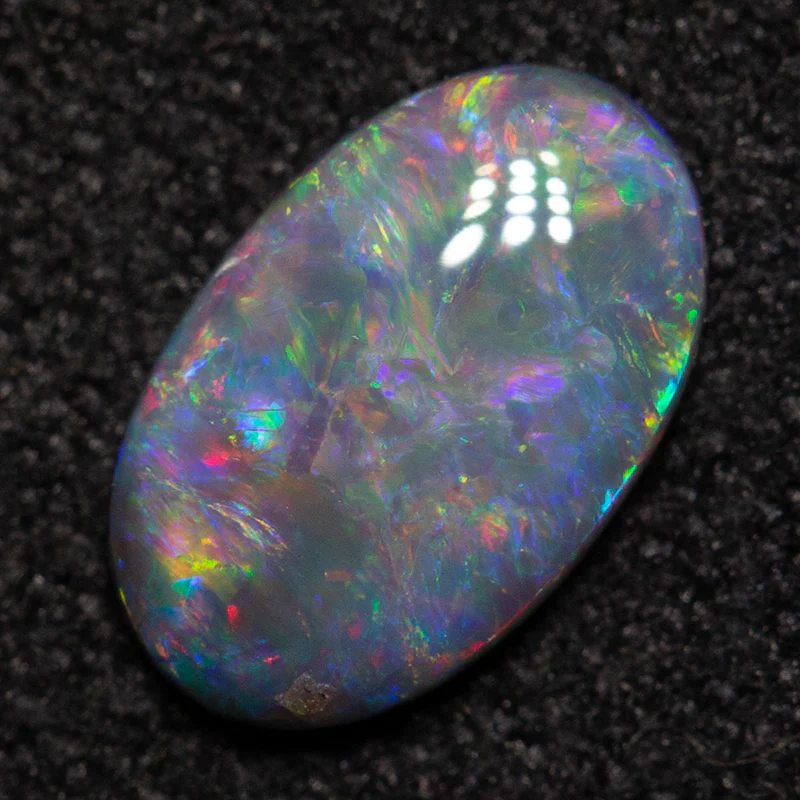 0.62 ct dark opal 8.6x5.4x1.9mm - Image 2