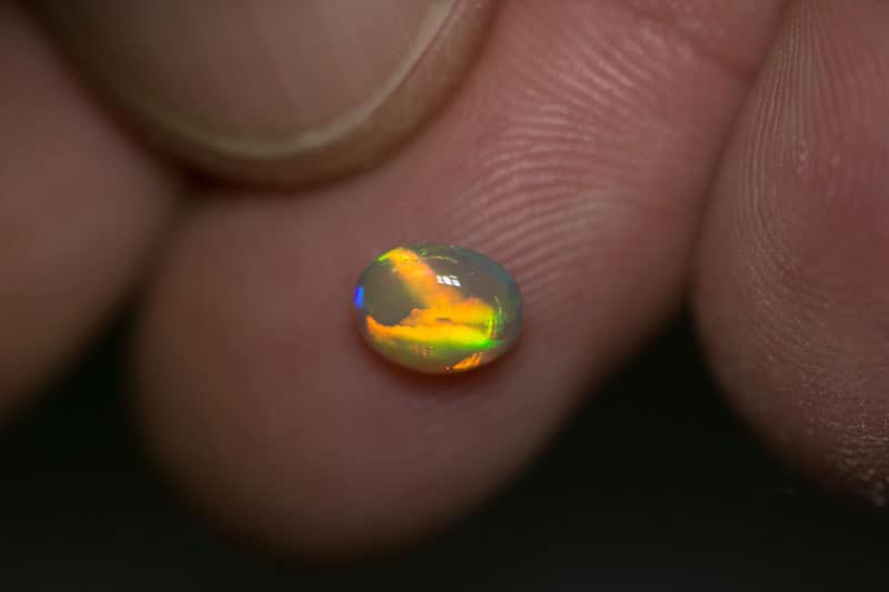 0.62ct gem crystal opal 6.5x5x3mm - Image 2