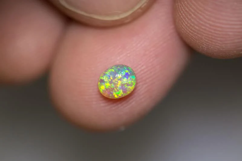 0.63 ct crystal opal 5.5x4.5x3.5mm - Image 3
