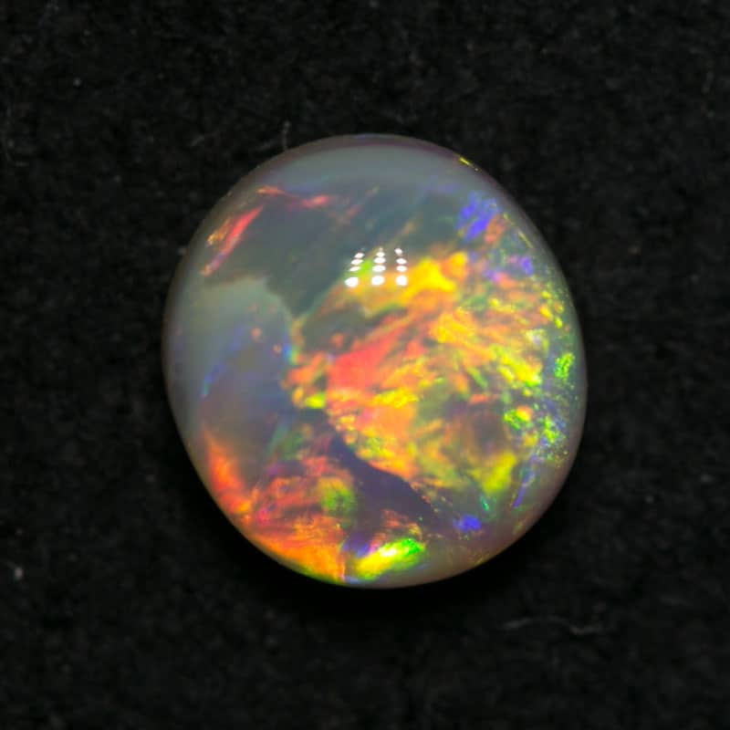0.63 ct crystal opal 5.5x5x3mm - Image 2