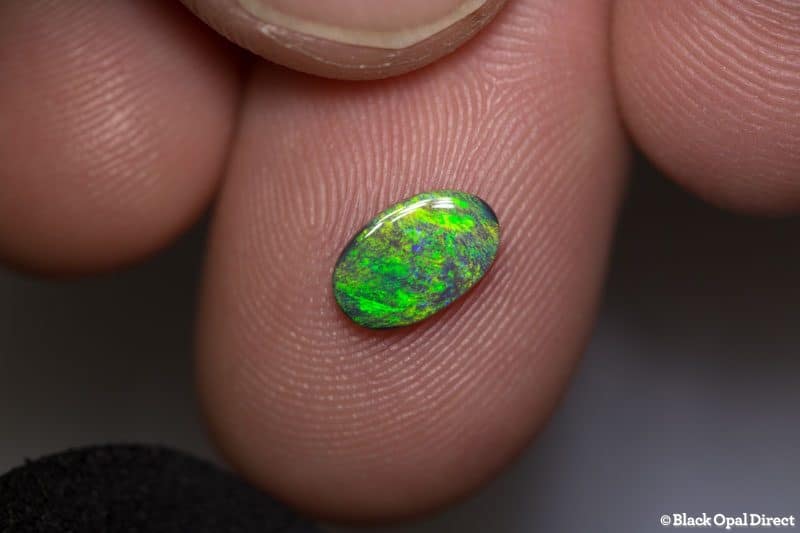 0.63 ct dark opal 8.5x6x1.5mm - Image 2