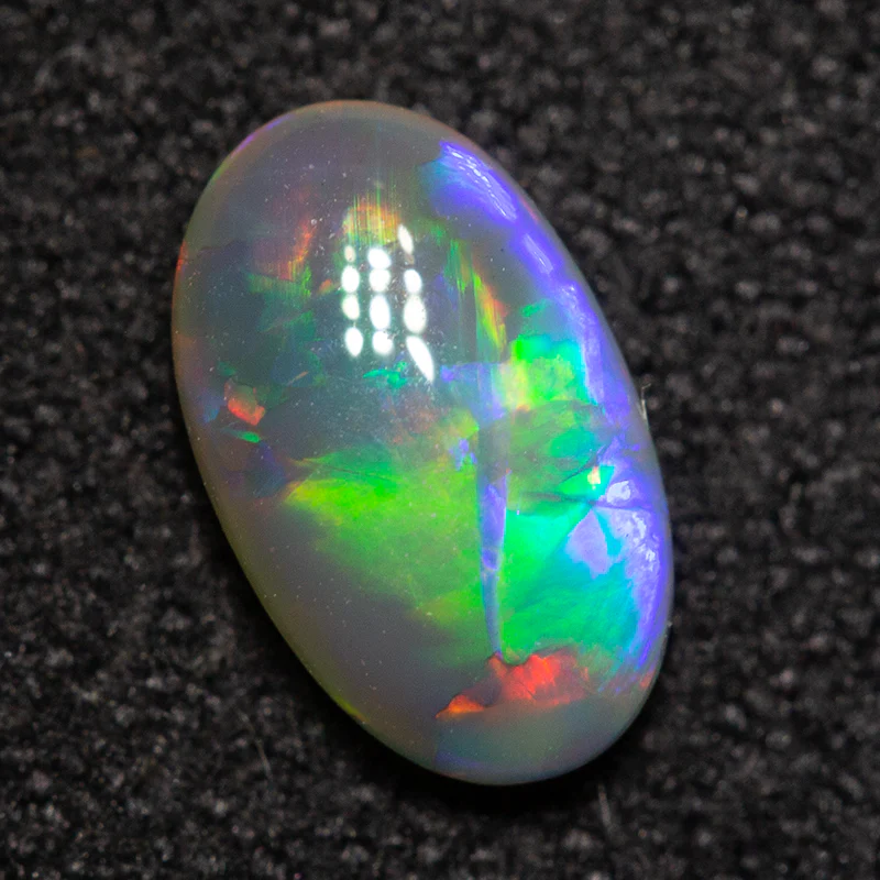 0.63 ct double-sided dark crystal opal 7.9x4.8x2.6mm - Image 5