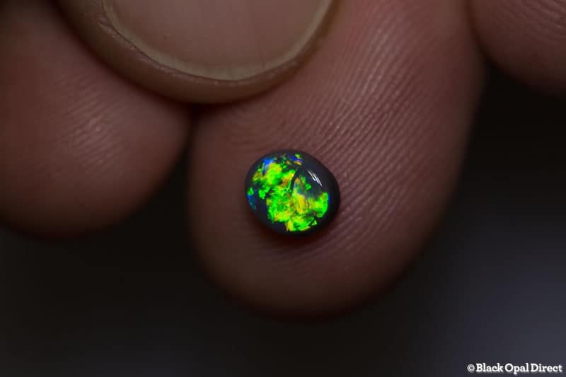 0.64 ct black opal 6x5x2mm - Image 2