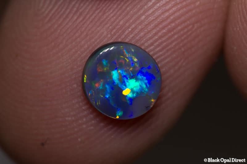 0.64 ct black opal 7x6.5x2mm - Image 3