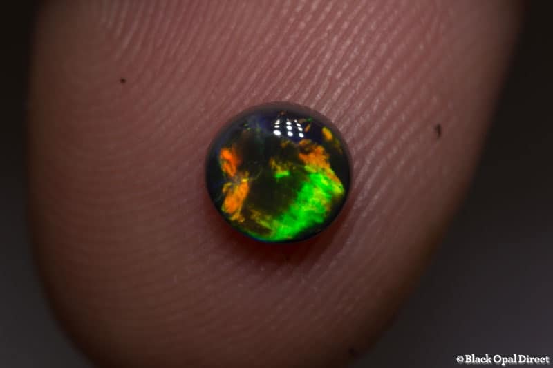 0.64 ct black opal gem 6x5.5x2mm - Image 2