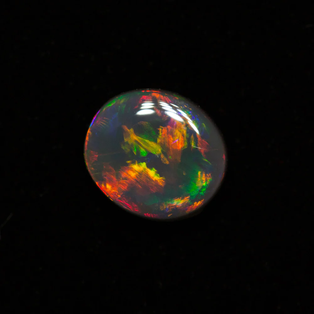 0.64 ct gem black opal 6.3x5.5x2.6mm - Image 2