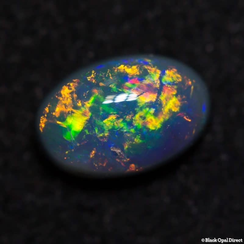 0.64 ct semi black opal 6.5x4.5x3mm - Image 2