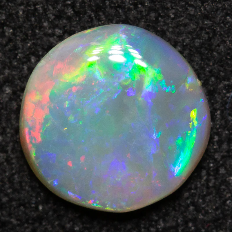 0.64 ct white opal 6.8x6.8x2mm - Image 3