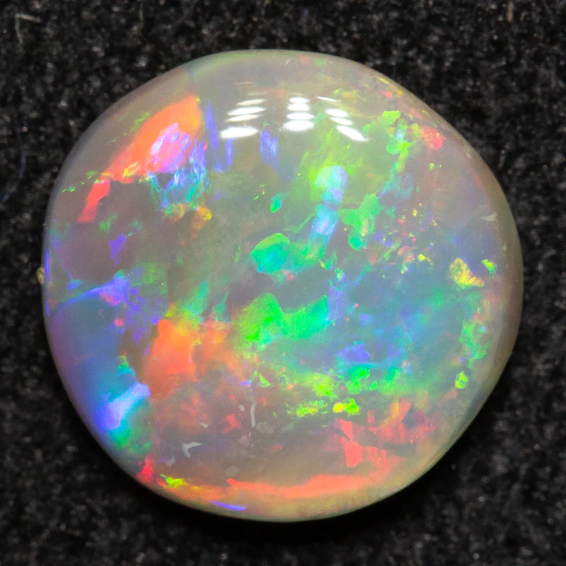 0.64 ct white opal 6.8x6.8x2mm - Image 4