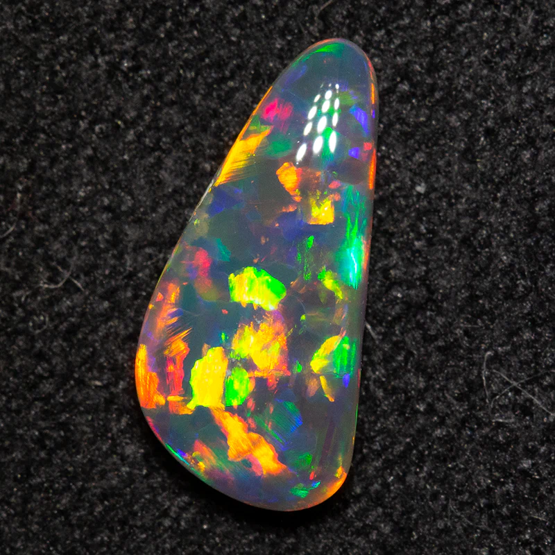 0.65 ct crystal opal 9.9x4.7x2.2mm - Image 3