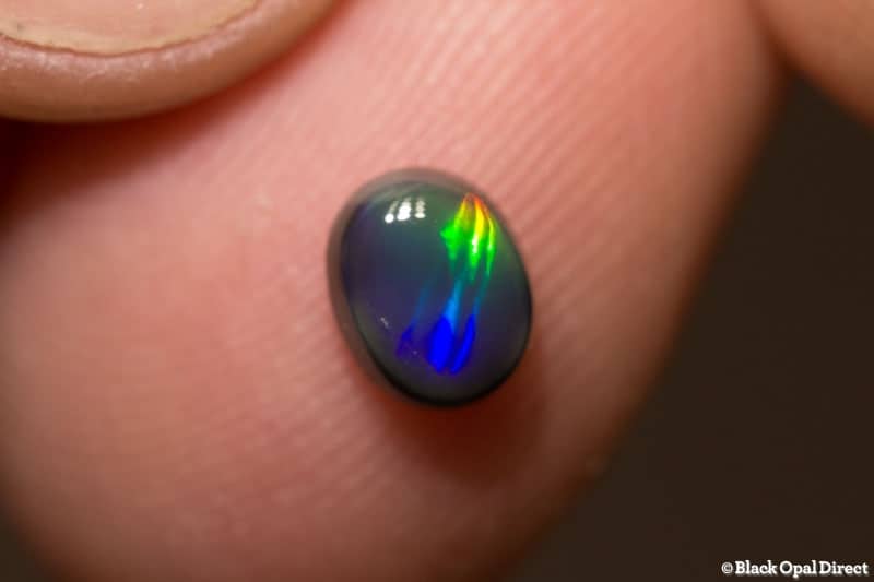 0.66 ct black opal 6x5x3mm - Image 3
