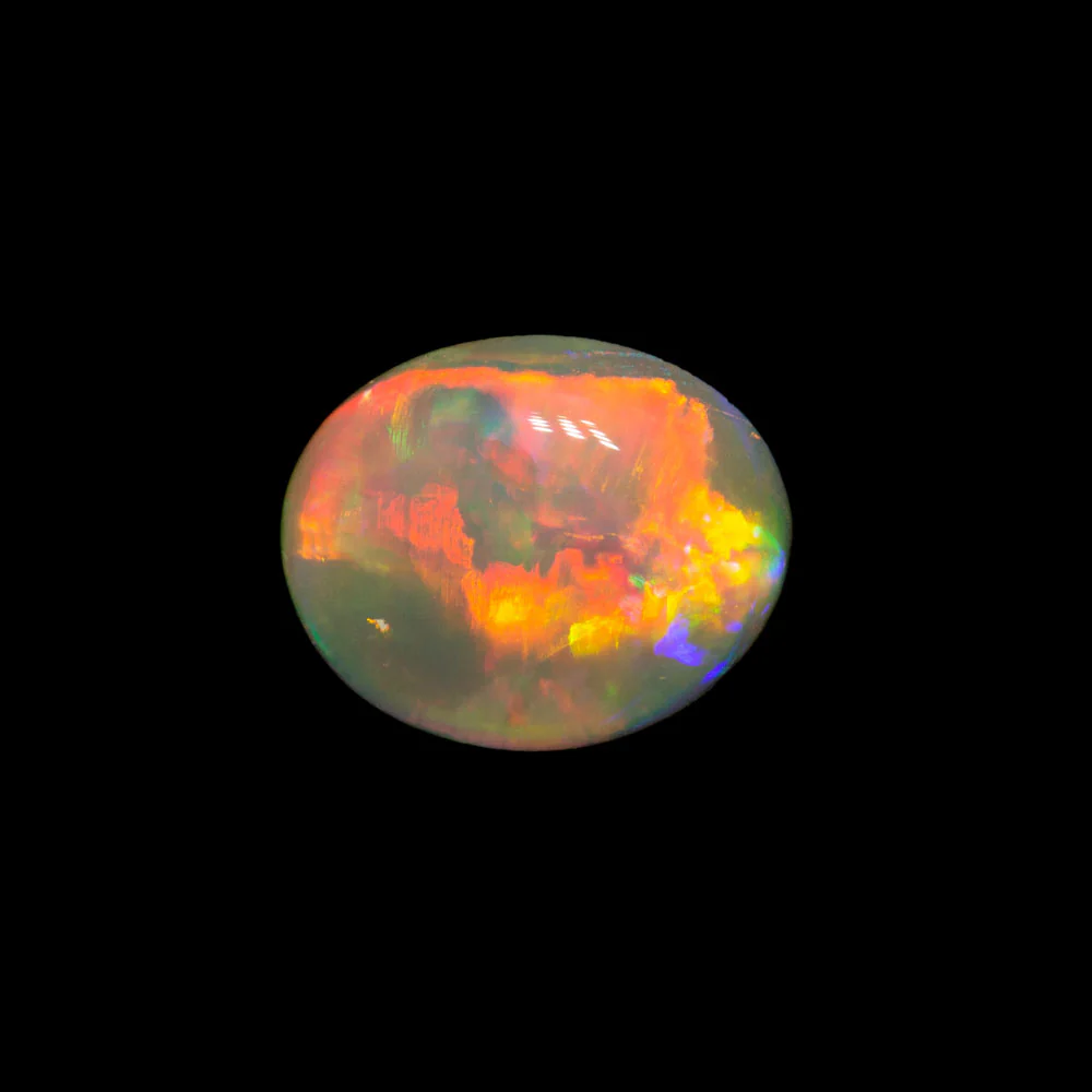 0.66 ct crystal opal 7x5.7x2.6mm - Image 2