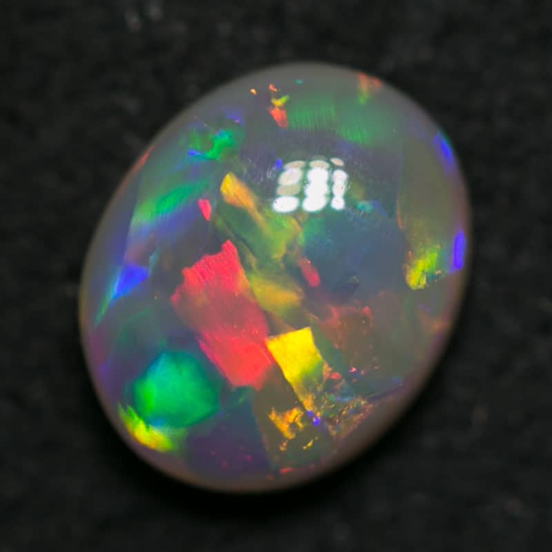 0.66 ct gem crystal opal 6.5x5x3mm - Image 2