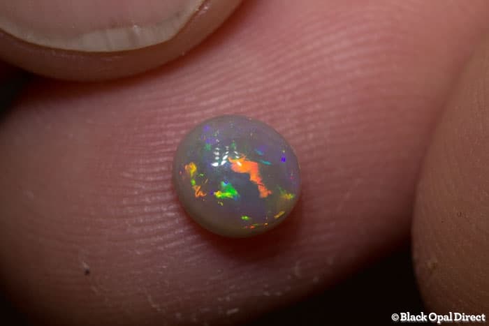 0.66 ct light opal 6x5.5x3mm - Image 2