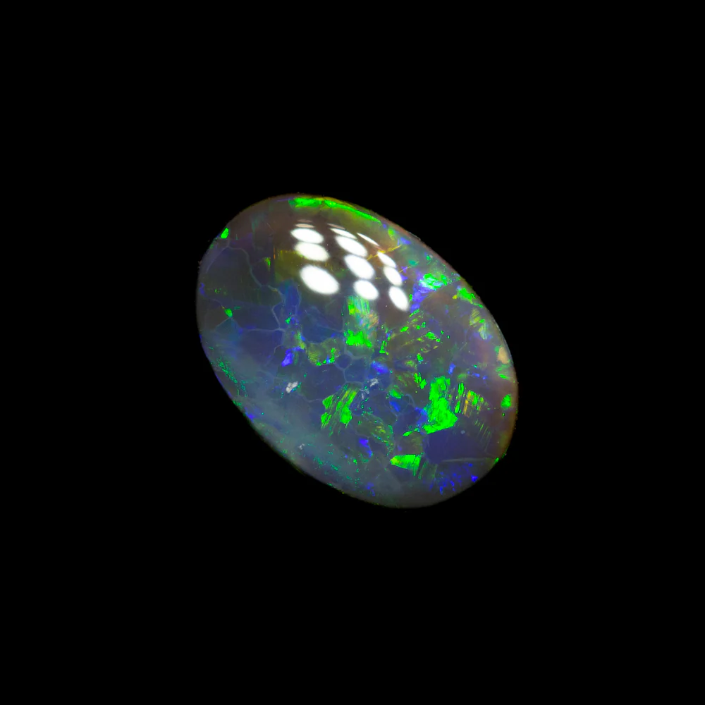 0.67 ct dark opal 8.5x5.9x1.8mm - Image 2