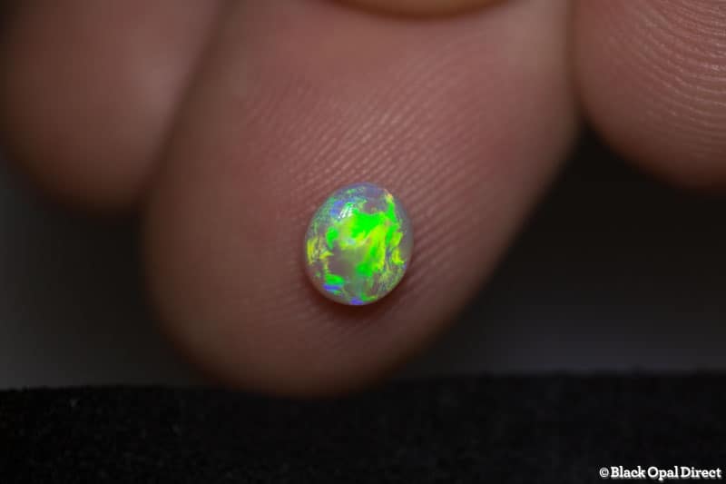 0.68 ct crystal opal 6x5x3mm - Image 2