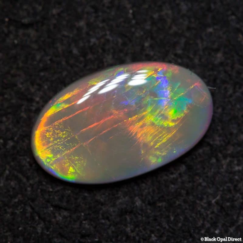 0.68 ct dark opal 9x5x2mm - Image 2