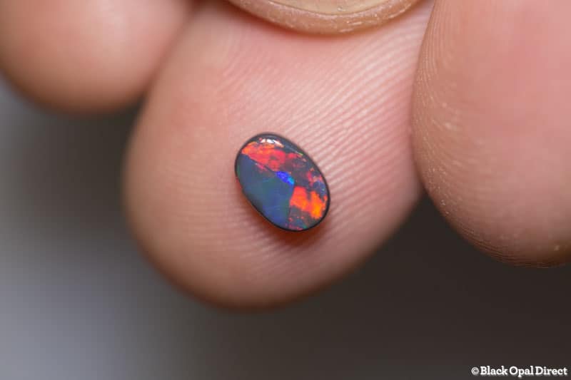 0.69 ct black opal 7x5x2.5mm - Image 4