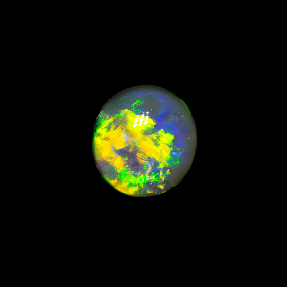 0.69 ct crystal opal 5.4x5.1x3.9mm - Image 2